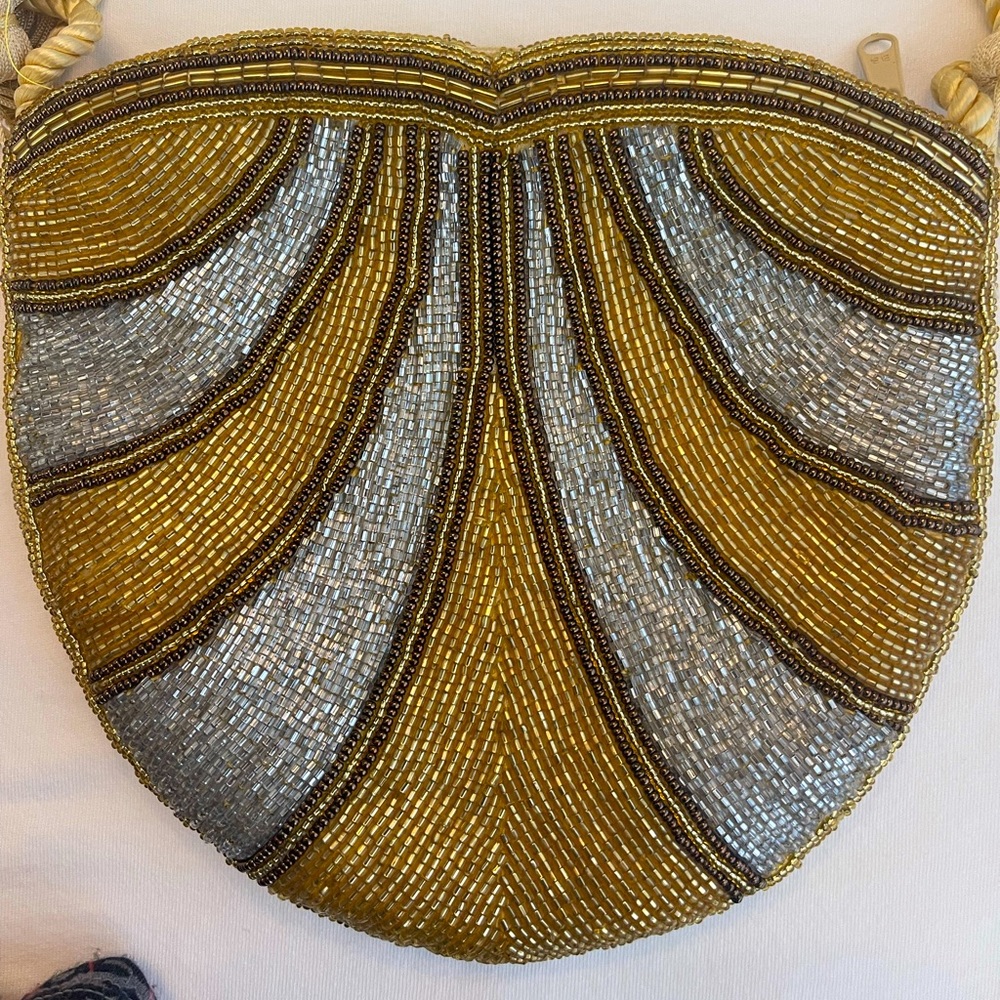Vintage evening handbag 1980s Silver & Gold beads. Gold cord. Great condition
